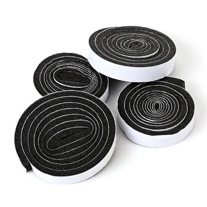 Samolepicí těsnění na okna a dveře, pěnová guma, 4 ks. (4882)