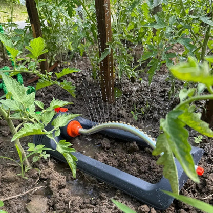 Regulovatelný kompaktní oscilační zahradní zavlažovač (8786)